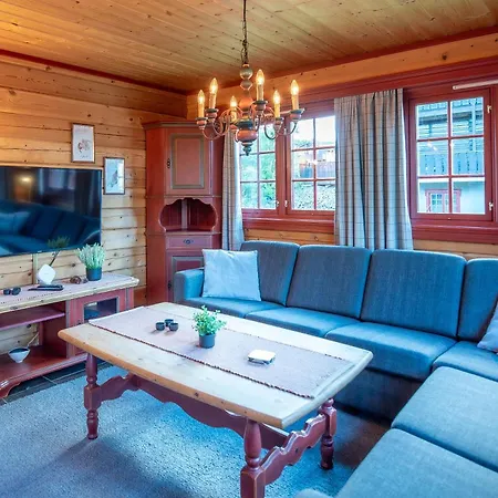 Lisetra 716b Apartman *